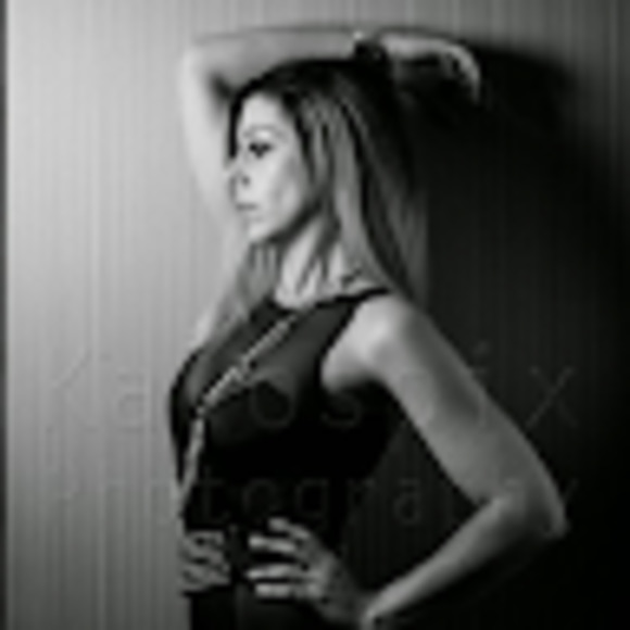 Meet your Posher, Gina - Picture 1 of 1